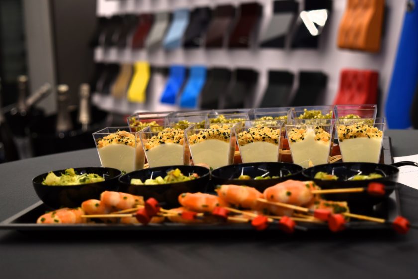 M TRAITEUR by Mitigana